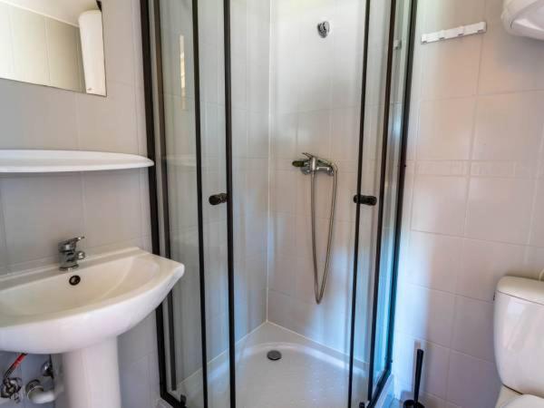 Resort Eden Domki, Apartamenty I Pokoje Jastrzębia Góra Buitenkant foto