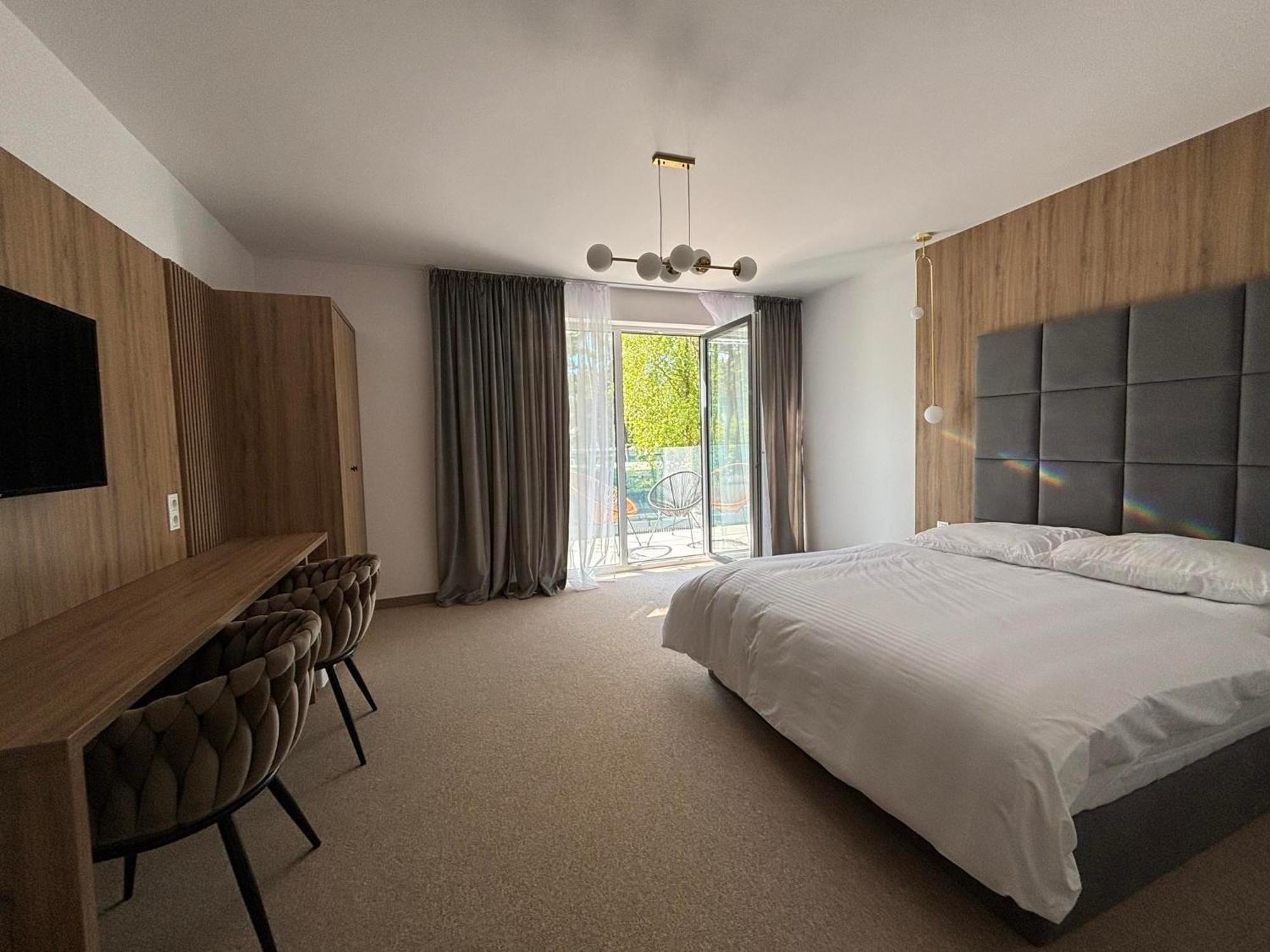 Resort Eden Domki, Apartamenty I Pokoje Jastrzębia Góra Buitenkant foto